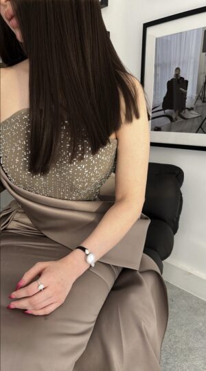 brown dress